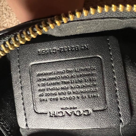 Nwt - Picture 2 of 15